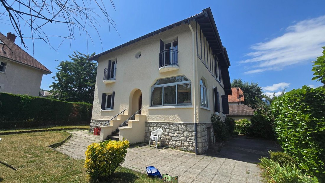 House in Chambery, Auvergne-Rhône-Alpes, France 1 - 18378832