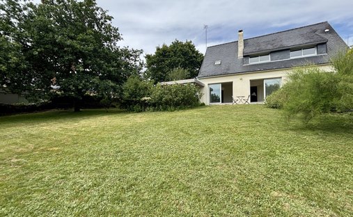 House in Ouest Péri-Centre Ville, Vannes, France 1