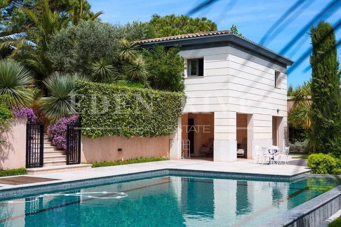 House in Fontmerle, Antibes, France 4 - 17270299