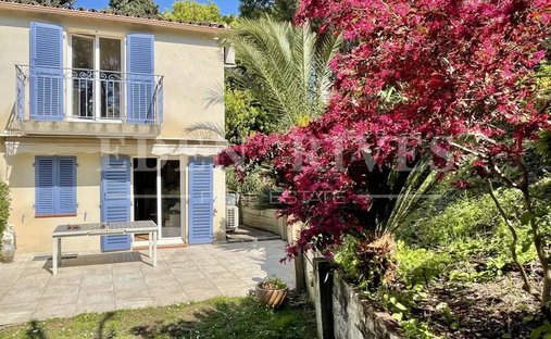 House in Fontmerle, Antibes, France 1