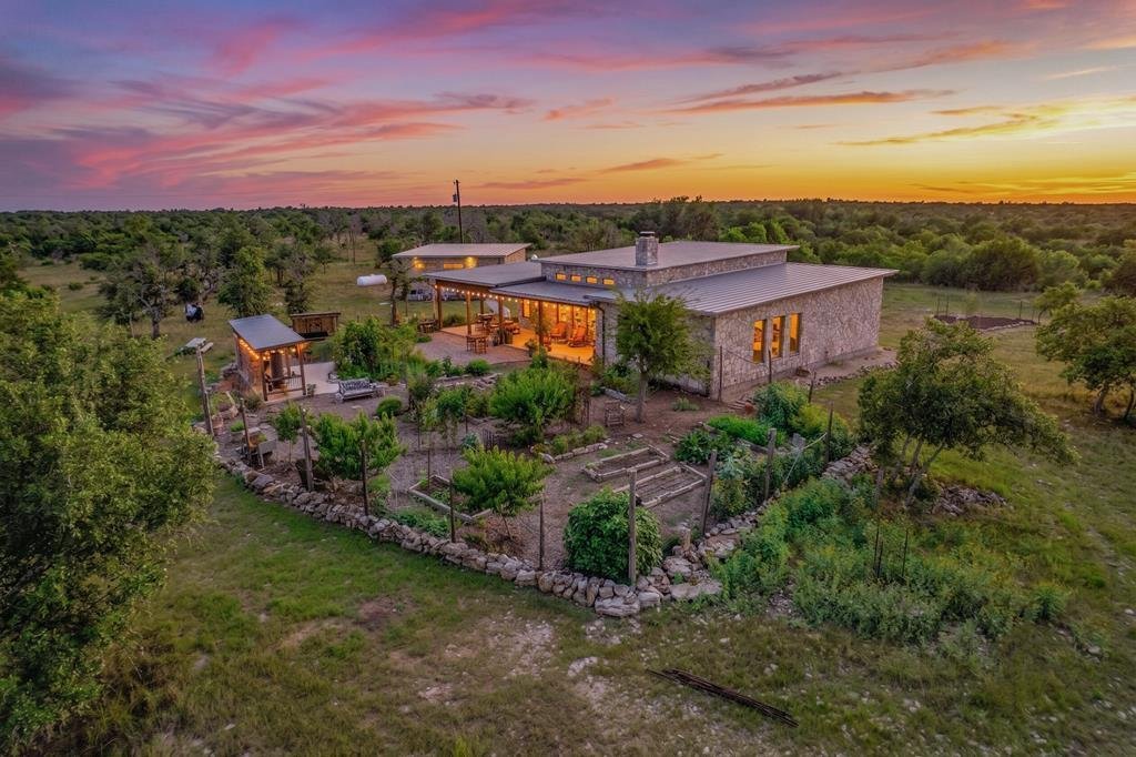 House in Fredericksburg, Texas, United States 3 - 18630835