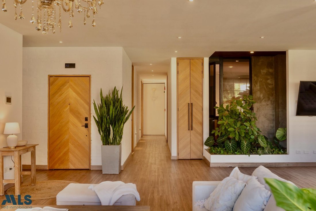 Apartment in Medellín, Antioquia, Colombia 2 - 18631253