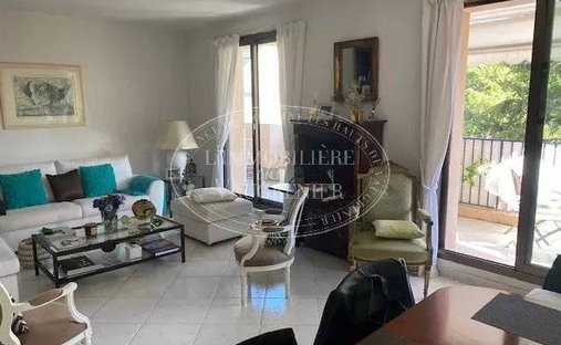 Appartement à Route de Grasse, Villeneuve-Loubet, France 1