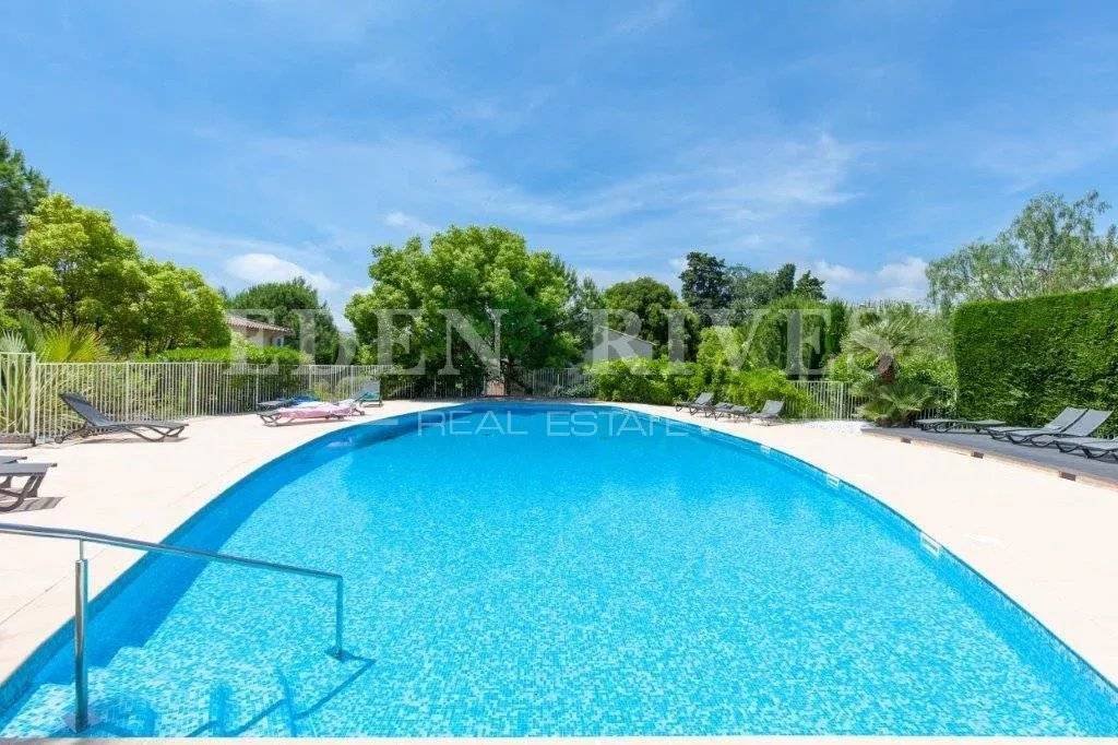 House in Fontmerle, Antibes, France 3 - 17480694