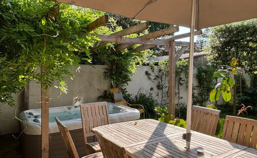 Apartment in Ouest Péri-Centre Ville, Vannes, France 1