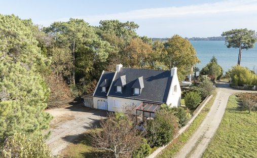 House in Larmor-Baden, Brittany, France 1