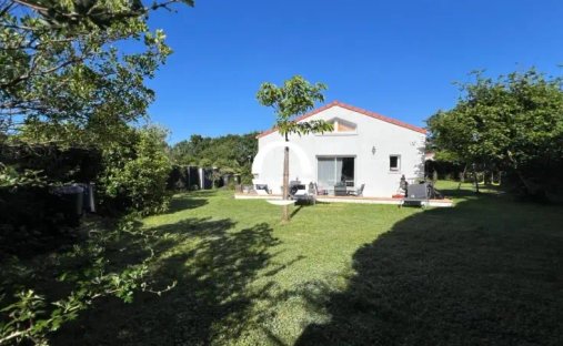 House in Le Clion-Bourg, Pornic, France 1