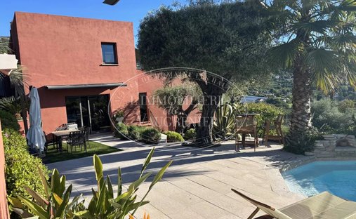 Villa in Plan de Noves, Vence, France 1