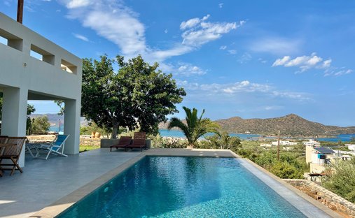 Villa in Community of Elounta, Agios Nikolaos Municipal Unit, Greece 1