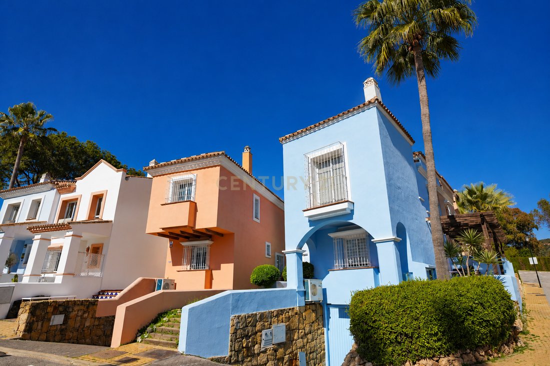 Villa in Nueva Andalucia, Marbella, Spain 5 - 18631793