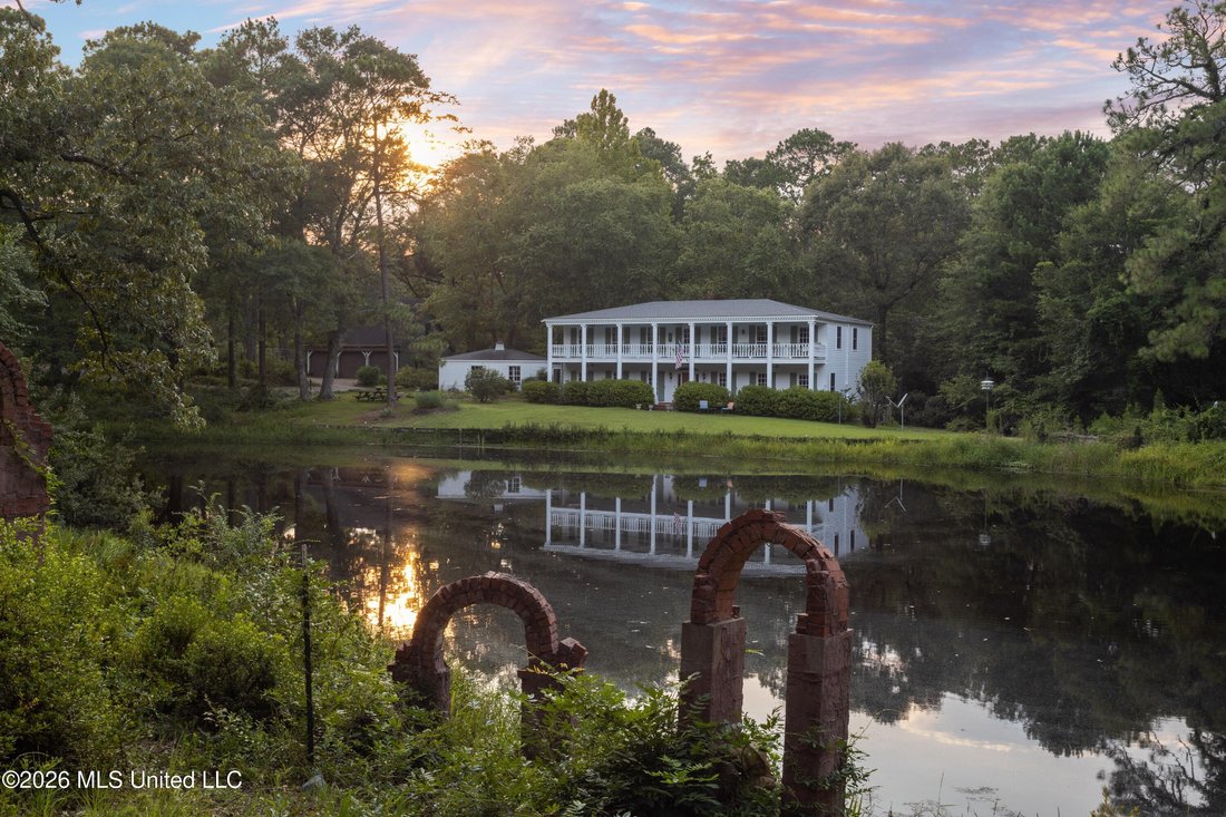 House in Carriere, Mississippi, United States 4 - 18631713