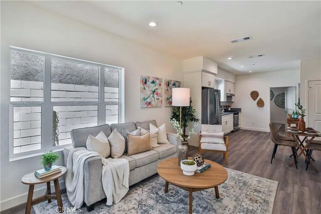 Condo in Los Angeles, California, United States 4 - 18631891