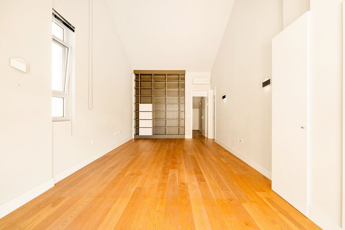 Apartment in Avenidas Novas, Lisbon, Portugal 5 - 18566070