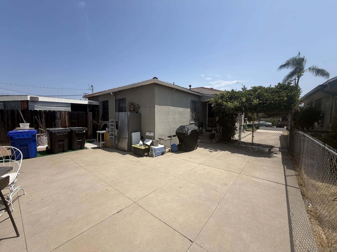 San Diego, California, United States 4 - 18631897