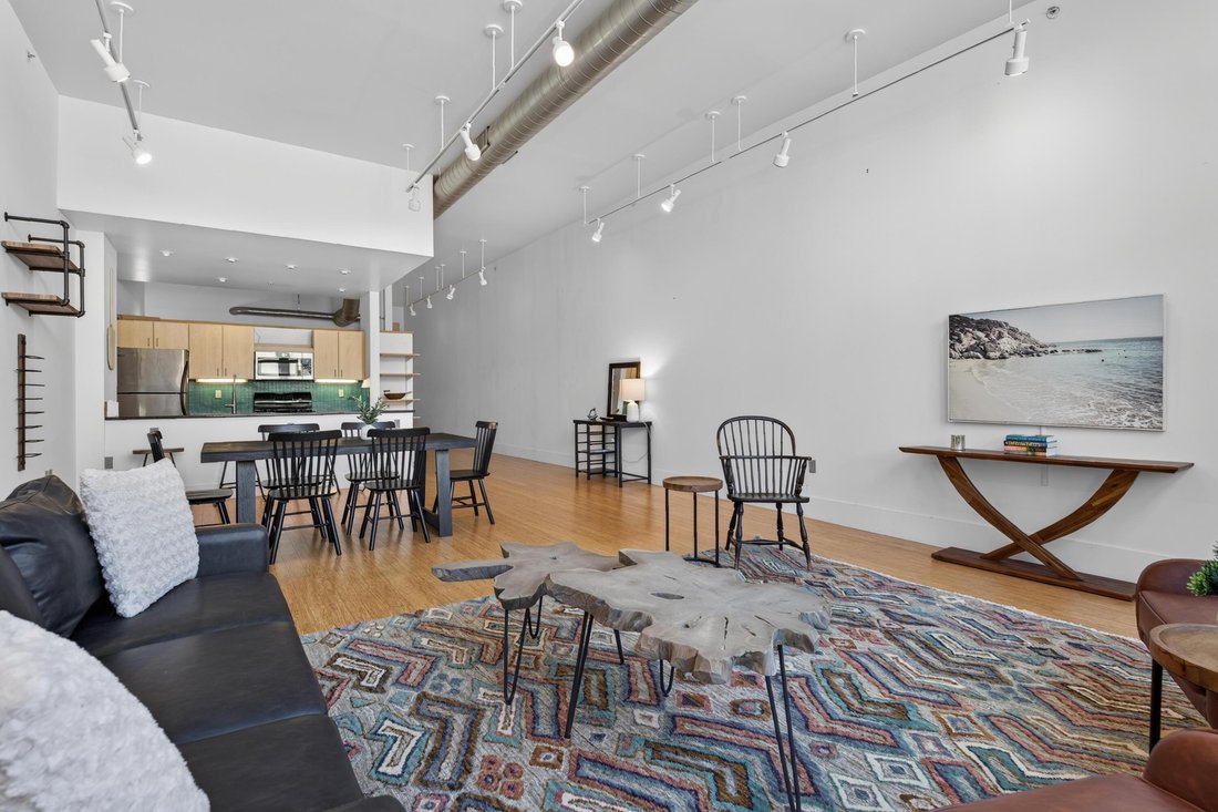 Condo in Portland, Maine, United States 5 - 18631756