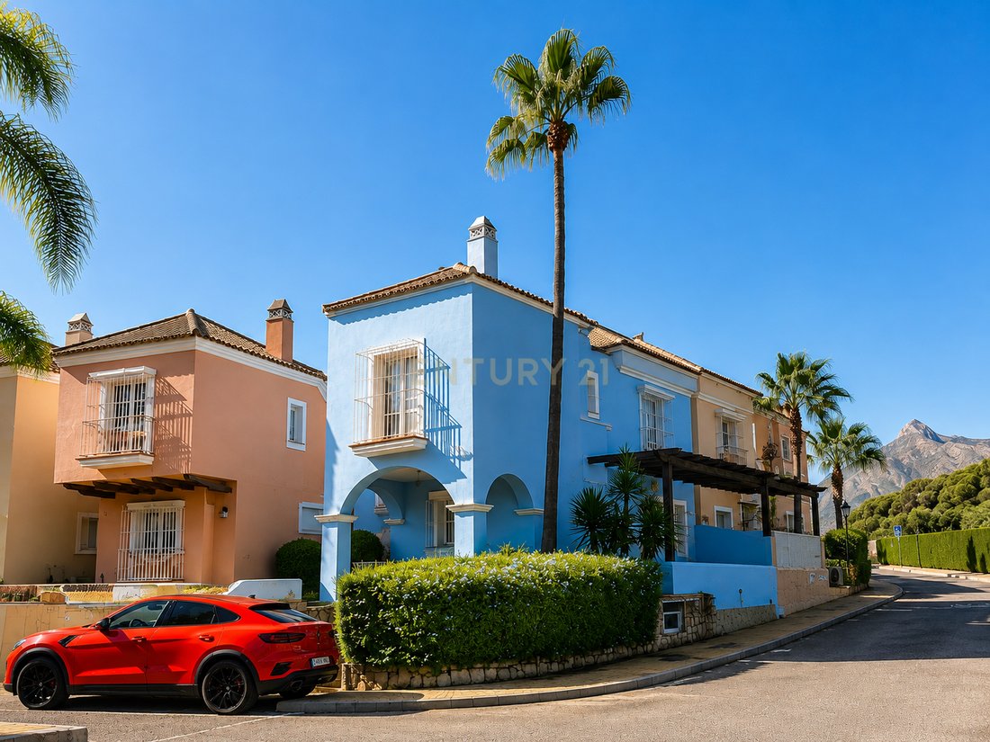 Villa in Nueva Andalucia, Marbella, Spain 1 - 18631793