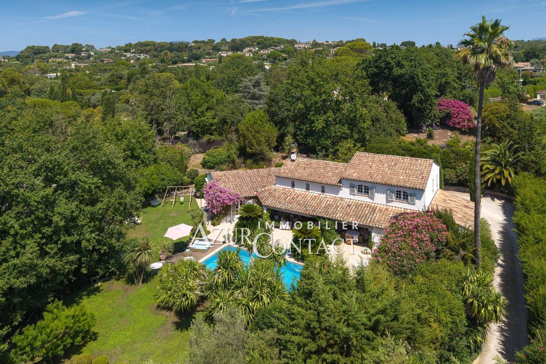 Villa in Mougins, Provence-Alpes-Côte d'Azur, France 3 - 18631508