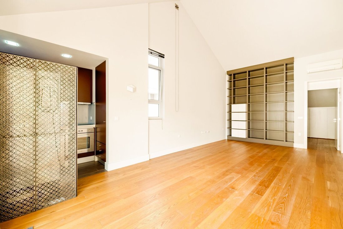 Apartment in Avenidas Novas, Lisbon, Portugal 3 - 18566070