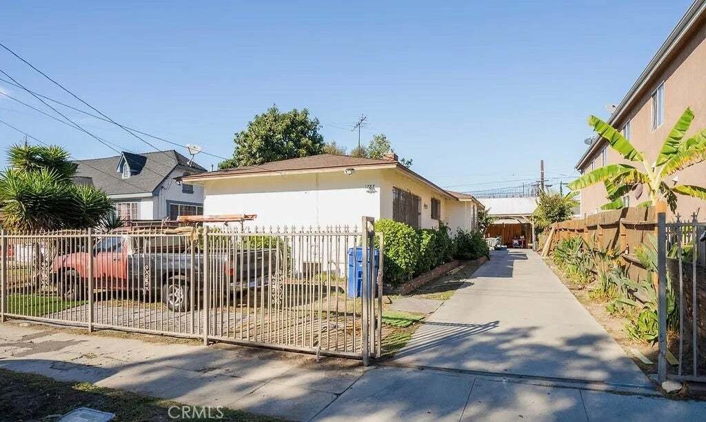 House in Los Angeles, California, United States 3 - 18631884