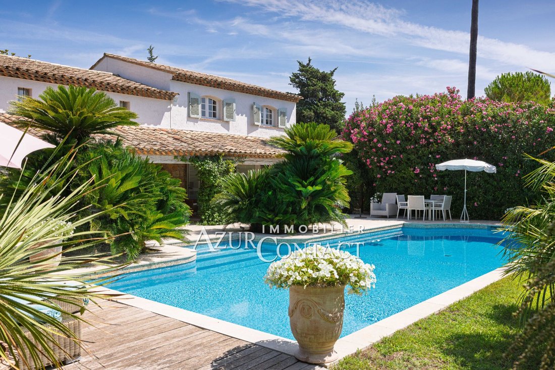 Villa in Mougins, Provence-Alpes-Côte d'Azur, France 4 - 18631508