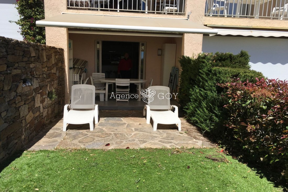 Apartment in Le Lavandou, Provence-Alpes-Côte d'Azur, France 2 - 18631524