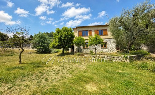 Villa in Le Rouret, Provence-Alpes-Côte d'Azur, Frankreich 1