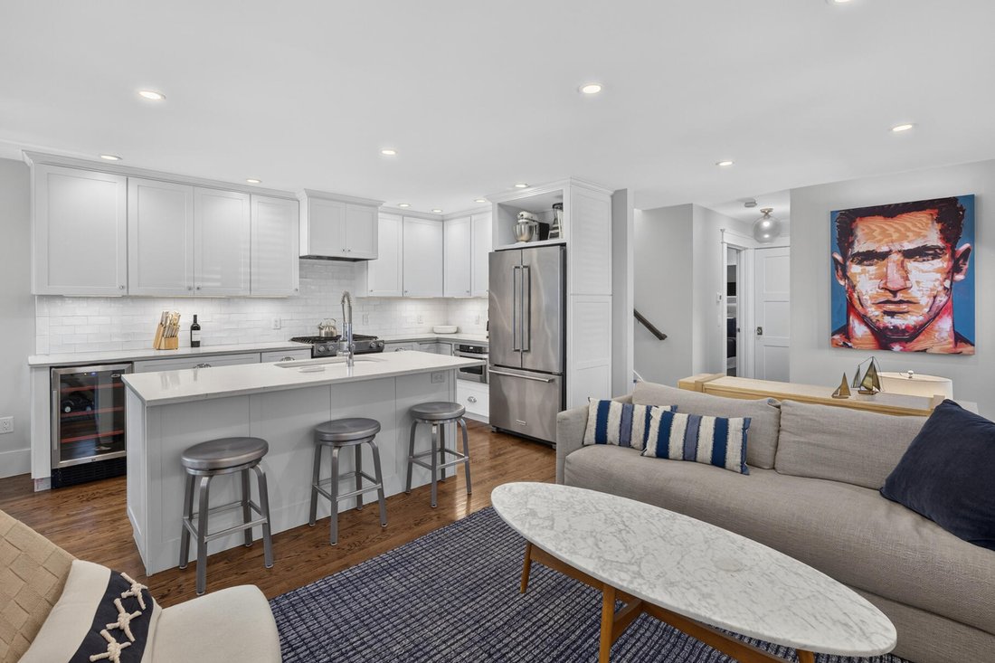 Condo in Provincetown, Massachusetts, United States 4 - 18631751