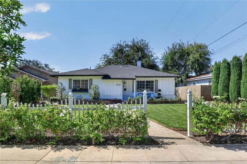 House in Altadena, California, United States 1 - 18631892