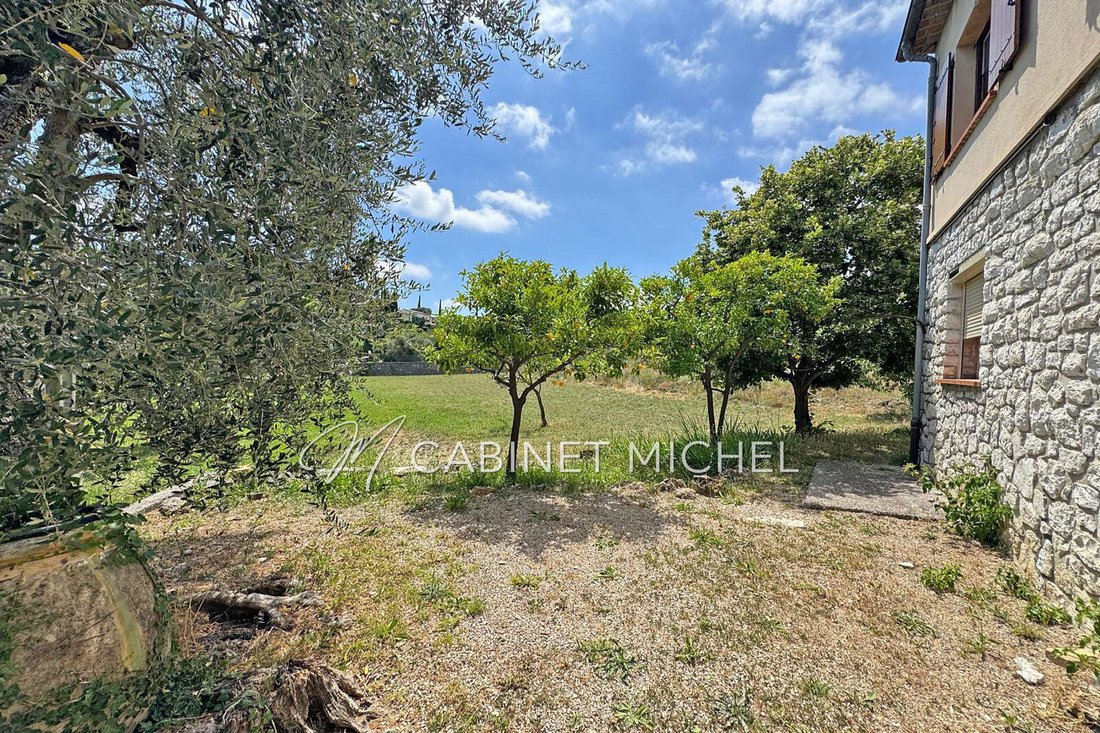 Villa in Le Rouret, Provence-Alpes-Côte d'Azur, France 3 - 18565722