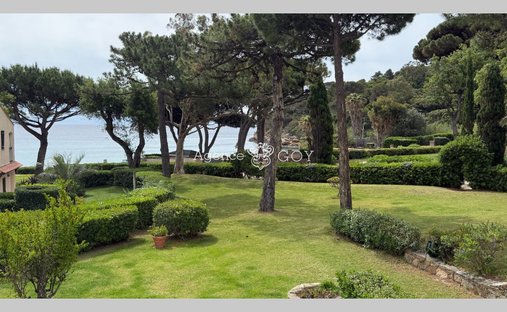 Apartment in Le Lavandou, Provence-Alpes-Côte d'Azur, France 1