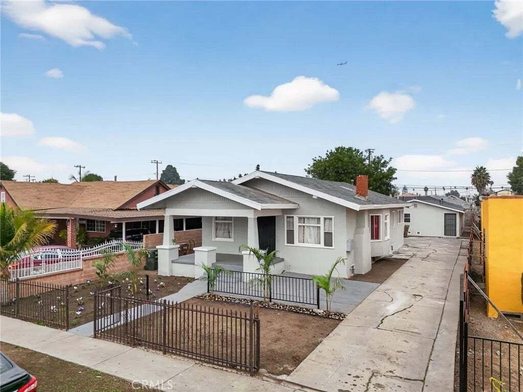 Los Angeles, California, United States 4 - 18631889