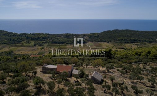 House in Sipan, Dubrovnik-Neretva County, Croatia 1