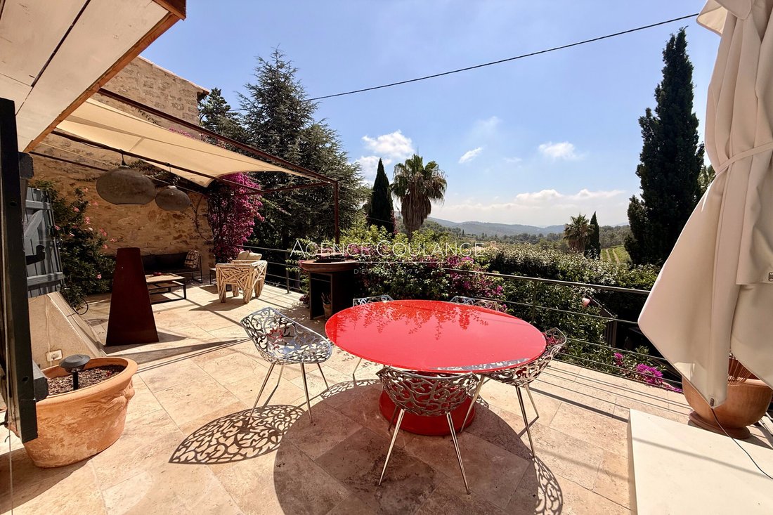 Villa in Bandol, Provence-Alpes-Côte d'Azur, France 2 - 18631526