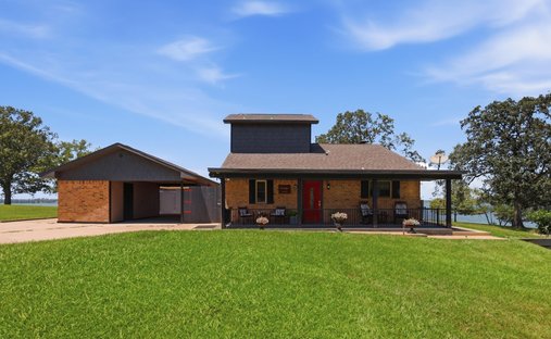 House in Pittsburg, Texas, United States 1