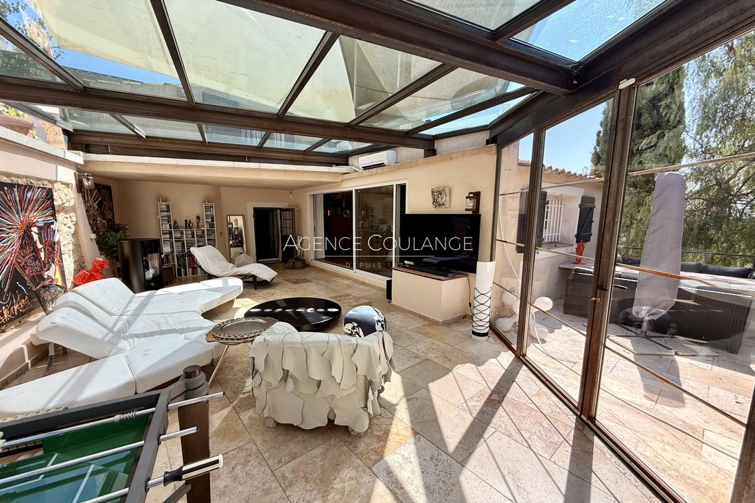 Villa in Bandol, Provence-Alpes-Côte d'Azur, France 4 - 18631526