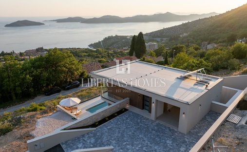 House in Brsecine, Dubrovnik-Neretva County, Croatia 1