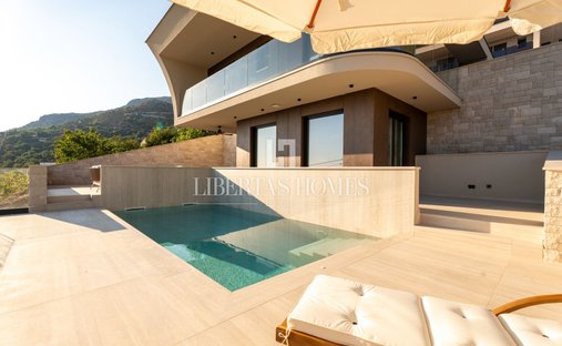 House in Brsecine, Dubrovnik-Neretva County, Croatia 1