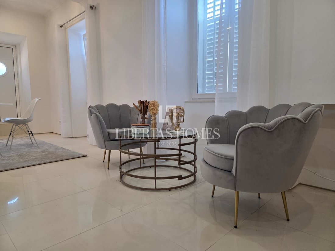 Apartment in Gradski kotar Gruz, Dubrovnik, Dubrovnik-Neretva County 5 - 18631654
