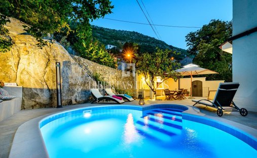 House in Sustjepan, Dubrovnik-Neretva County, Croatia 1