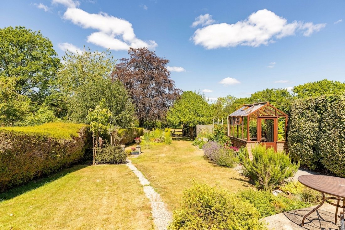 Casa en Upper Hartfield, Inglaterra 2 - 18567839