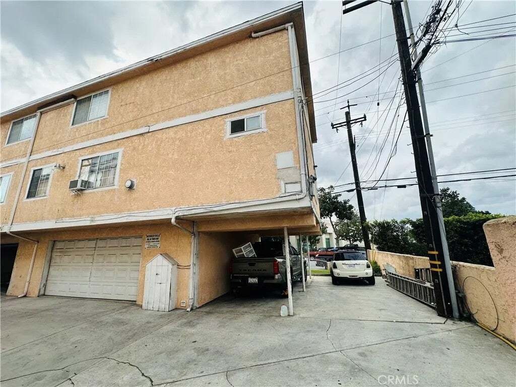 Condo in Bell, California, United States 2 - 18631879