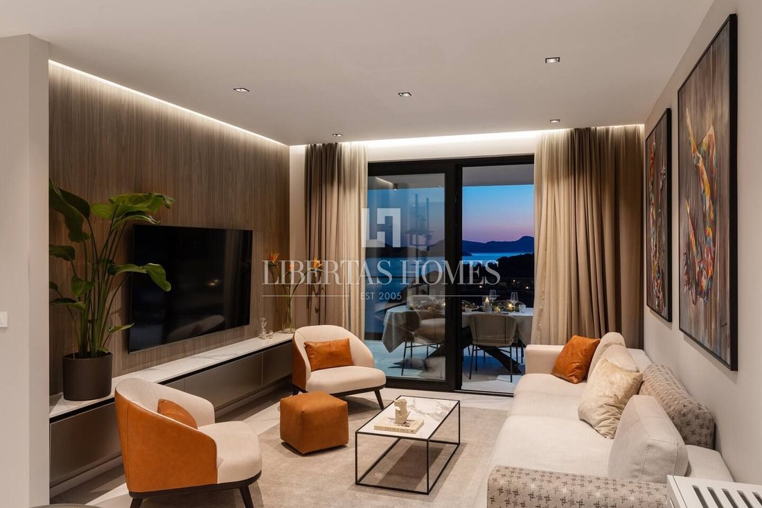 Apartment in Gradski kotar Gruz, Dubrovnik, Dubrovnik-Neretva County 2 - 18631627