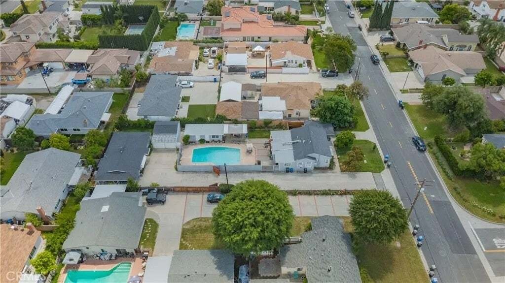 Temple City, California, United States 2 - 17613523