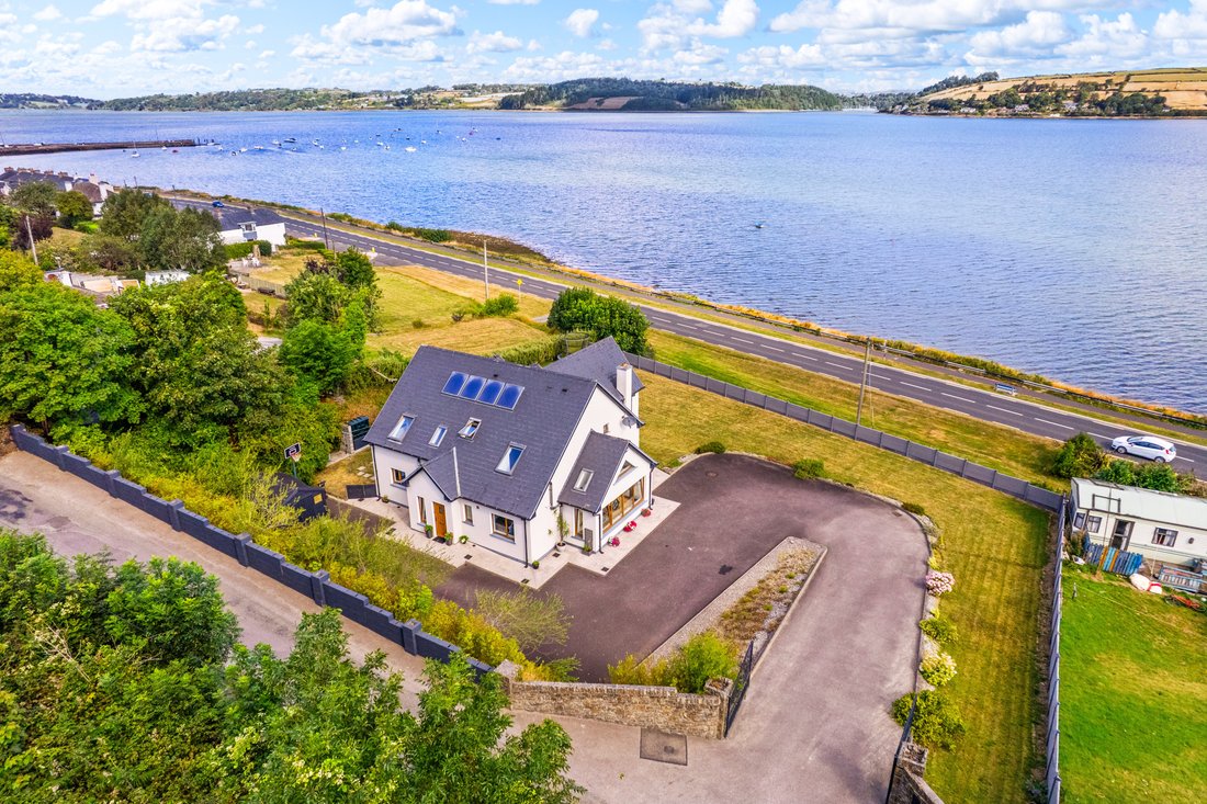 House in Lower Aghada, County Cork, Ireland 2 - 18632043