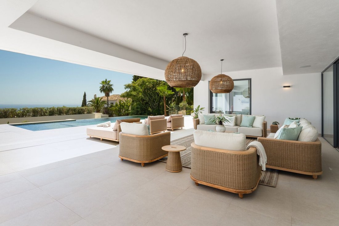Villa in Elviria-Cabopino, Marbella, Spain 2 - 18632175