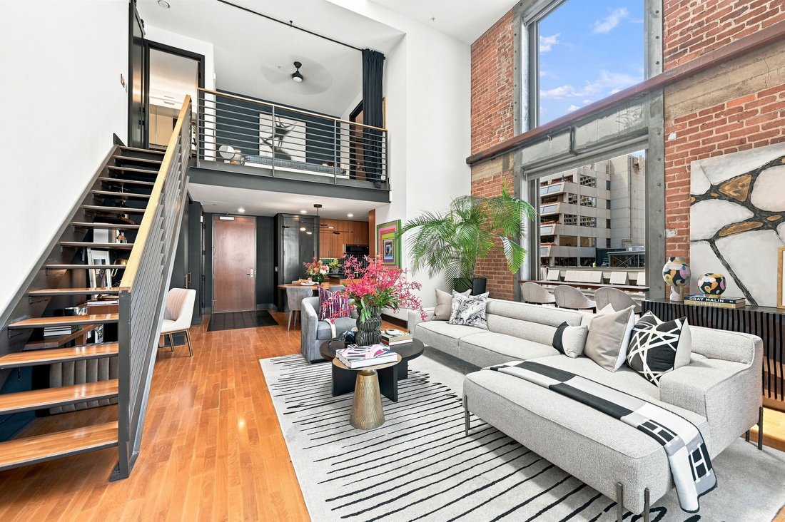 Condo in San Francisco, California, United States 3 - 18631949