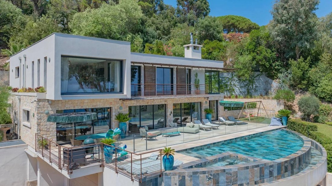 Villa in La Maure-Super Cannes, Vallauris, France 1 - 18533427