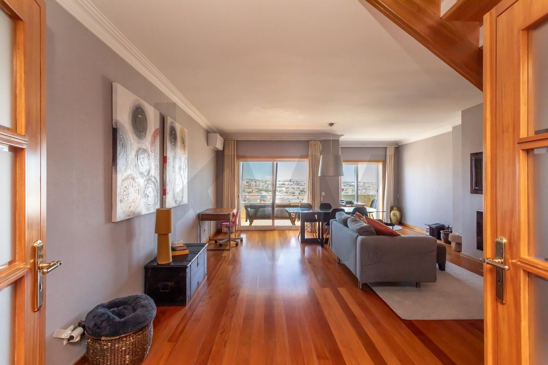 Apartment in Sao Domingos de Rana, Lisbon, Portugal 3 - 18631971