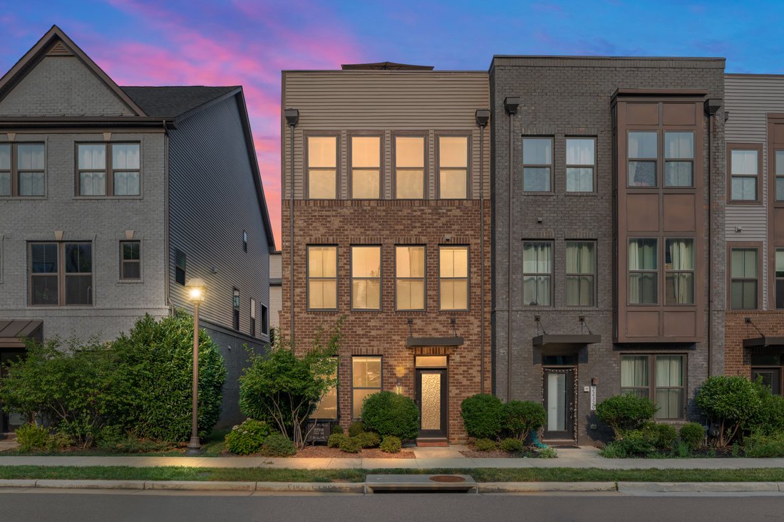 Townhouse in Broadlands, Virginia, United States 1 - 18632047