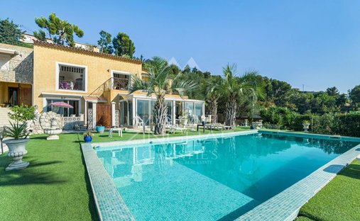 Villa in Colomars, Provence-Alpes-Côte d'Azur, France 1